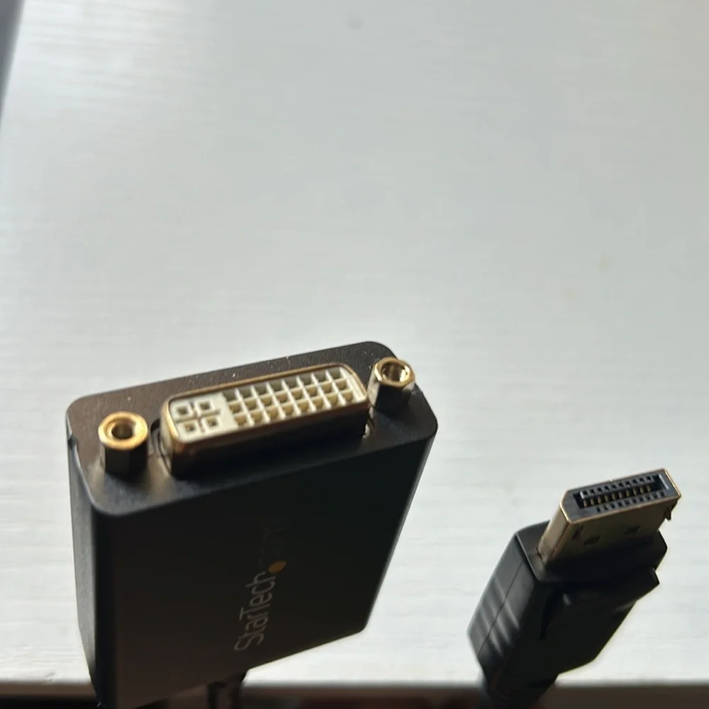 NIB DisplayPort adapter DVH-I 29 pin female